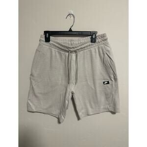 Men’s Nike Shorts Large